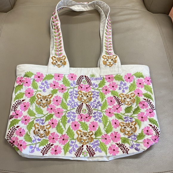 Tiger Bag - Embroidered from India - Picture 3 of 10